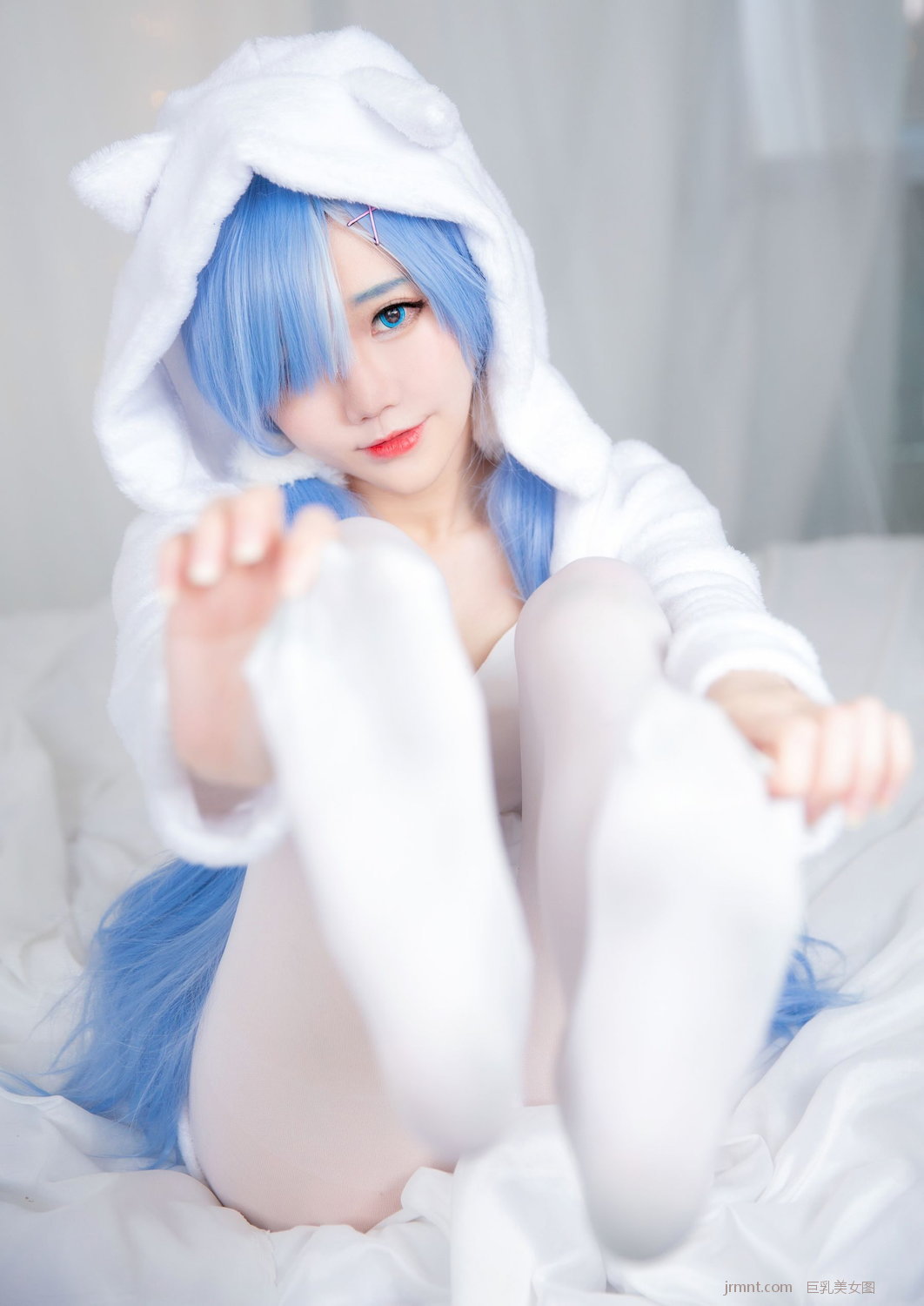 em allyDorasnow [Coser ΰ͸ ] White Kitty/49P P.1 