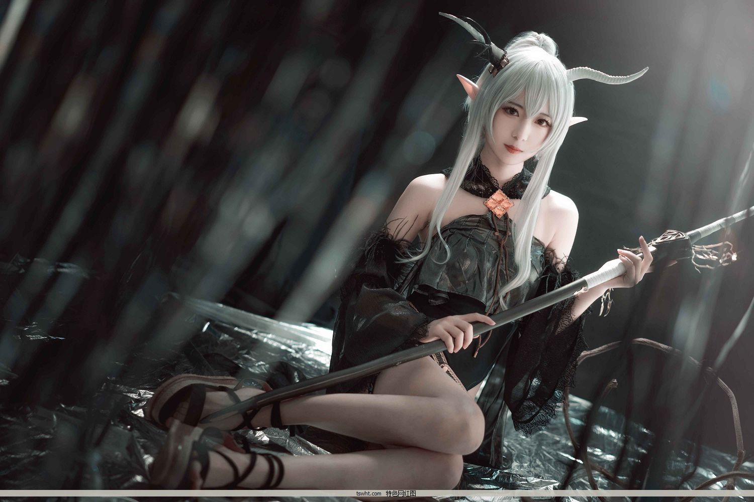 No.2 [΢coser@] [16P]  շ 1ҳ